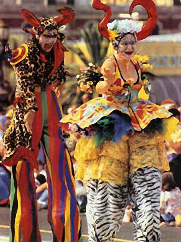 Stilt Walkers at FunBiz