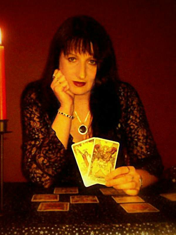 Tarot Readers at FunBiz